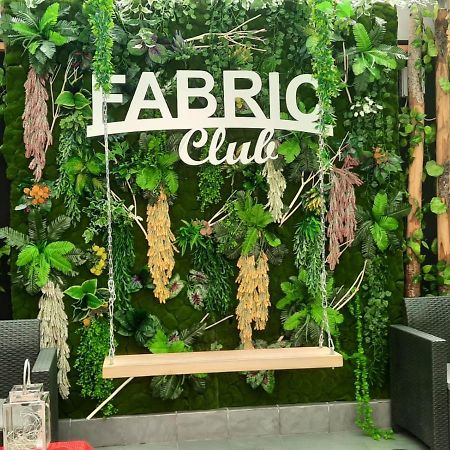 Fabric Hostel Портічі Екстер'єр фото