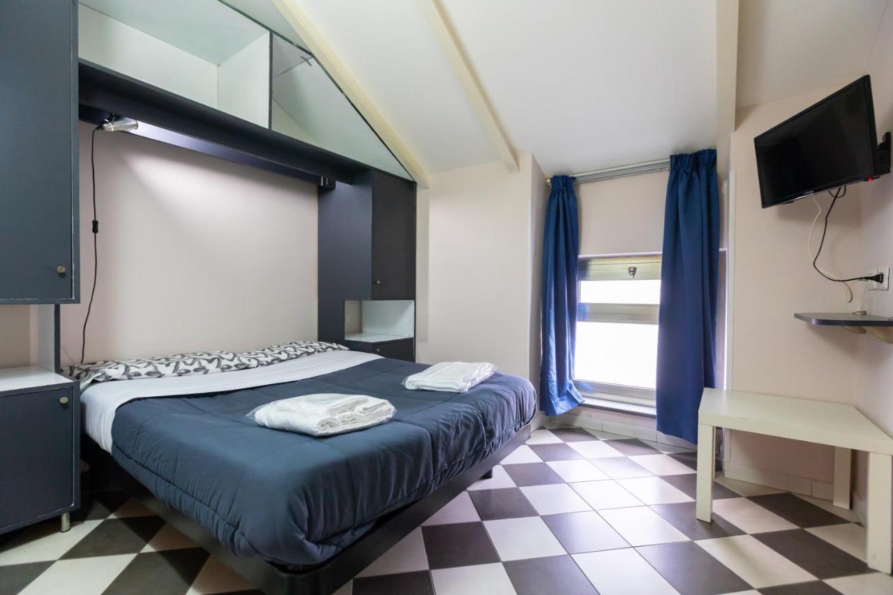 Fabric Hostel Портічі Екстер'єр фото