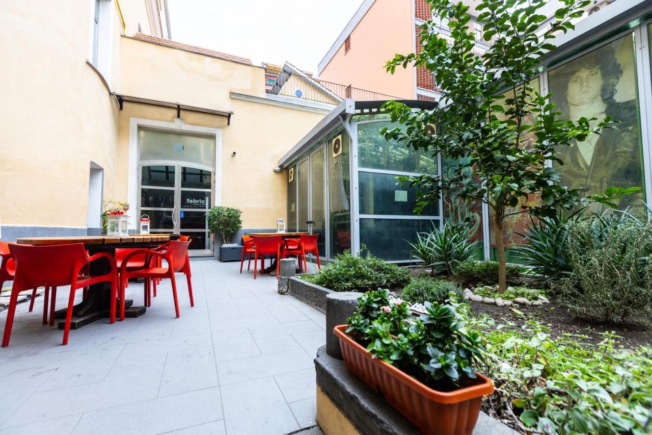 Fabric Hostel Портічі Екстер'єр фото