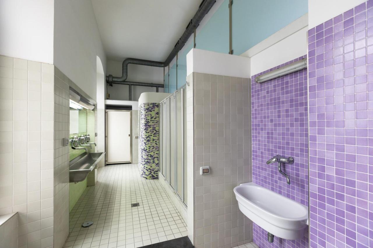 Fabric Hostel Портічі Екстер'єр фото
