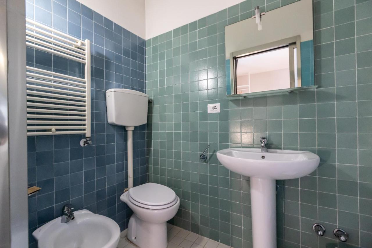 Fabric Hostel Портічі Екстер'єр фото