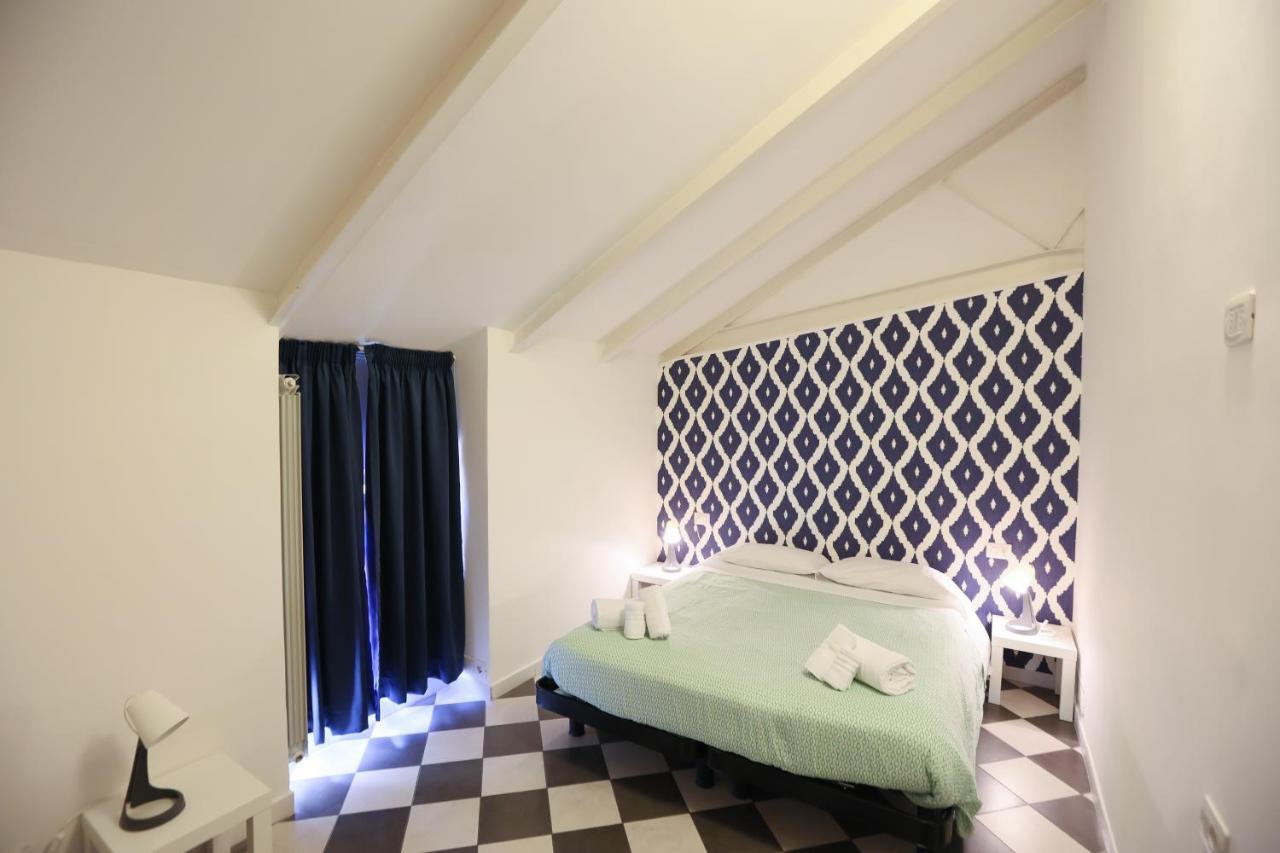 Fabric Hostel Портічі Екстер'єр фото